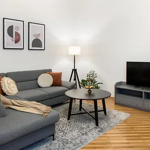 Wawelove Pilsudskiego - 3 Bedroom Apt. With Balcony And Free Parking! Krakov